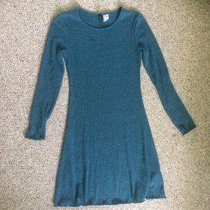 Teal Long-sleeved Dress